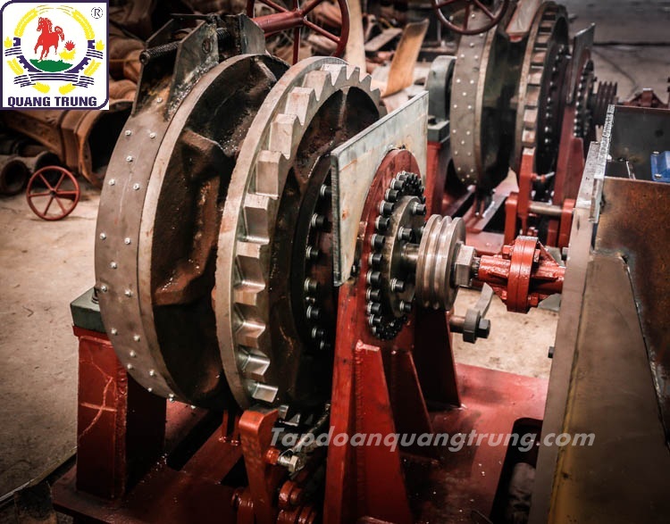 CHẾ TẠO KHUÔN ĐÚC CNC